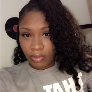 Meet your Posher, Calline